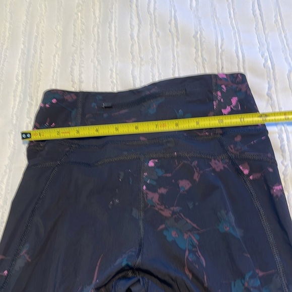 EUC Sweaty Betty - 7/8 leggings XS - Picture 7 of 10